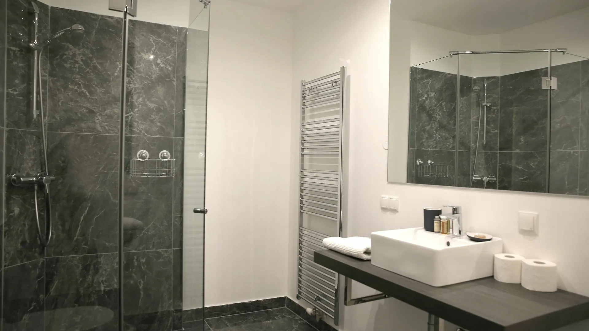 Kh Apartments Vienna Hotel